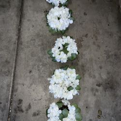 5 mini white floral wreaths & 1 door wreath