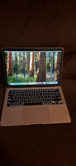 MacBook Air 8GB RAM 512GB SSD