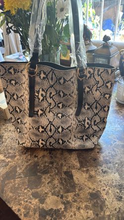 Three  Terns purse