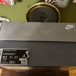 Air Jordan 11 Cool Grey 2021