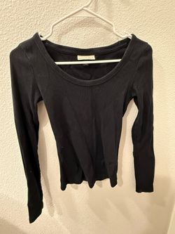 XS universal thread, black long sleeve