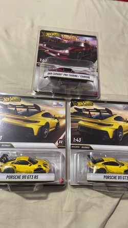 Hot wheels premium 1:43