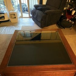 Lexington Cherry Wood Cofee Table