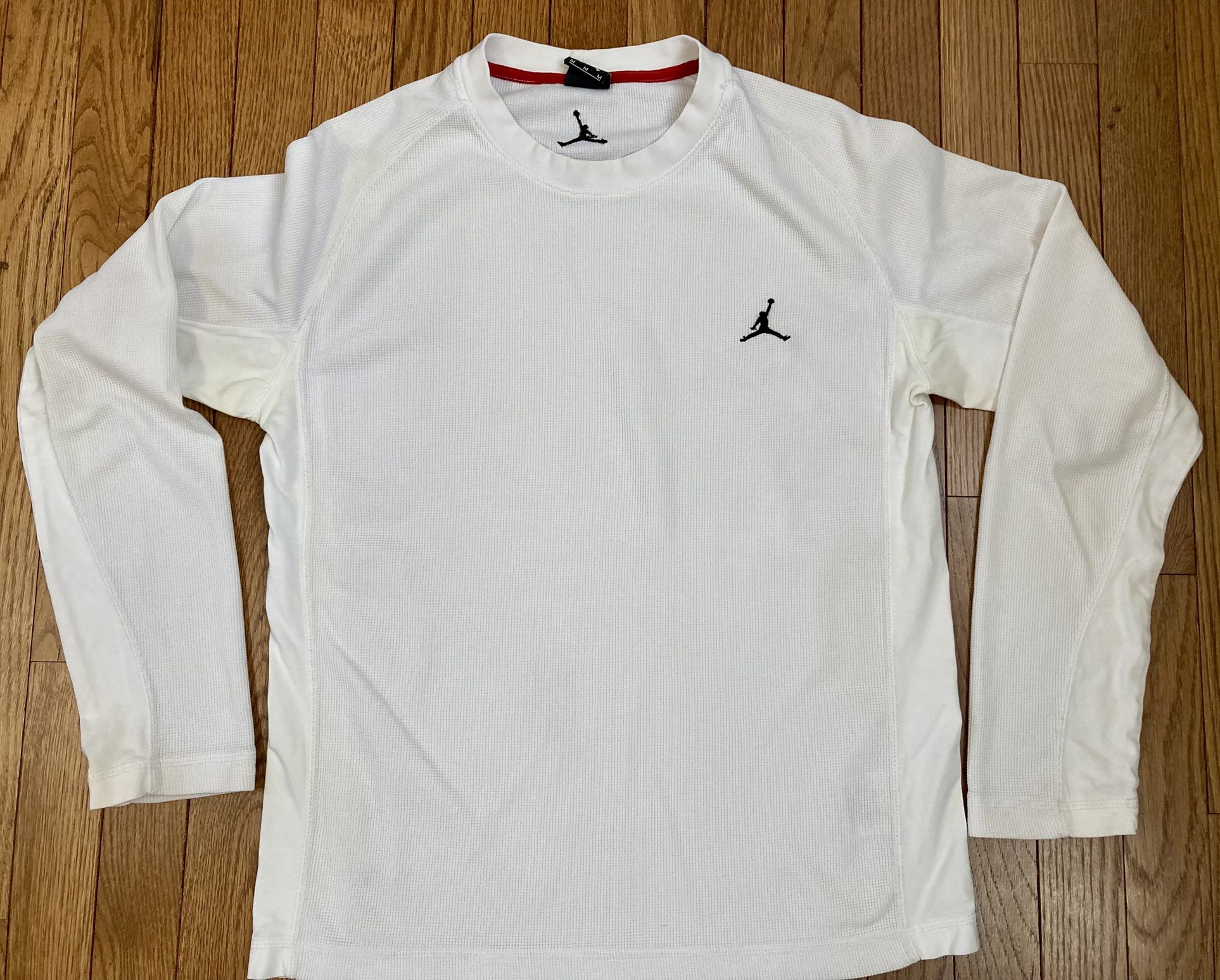 Jump Man White Long Sleeve Medium Shirt.