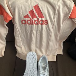 Size Small /8.5 Shoes