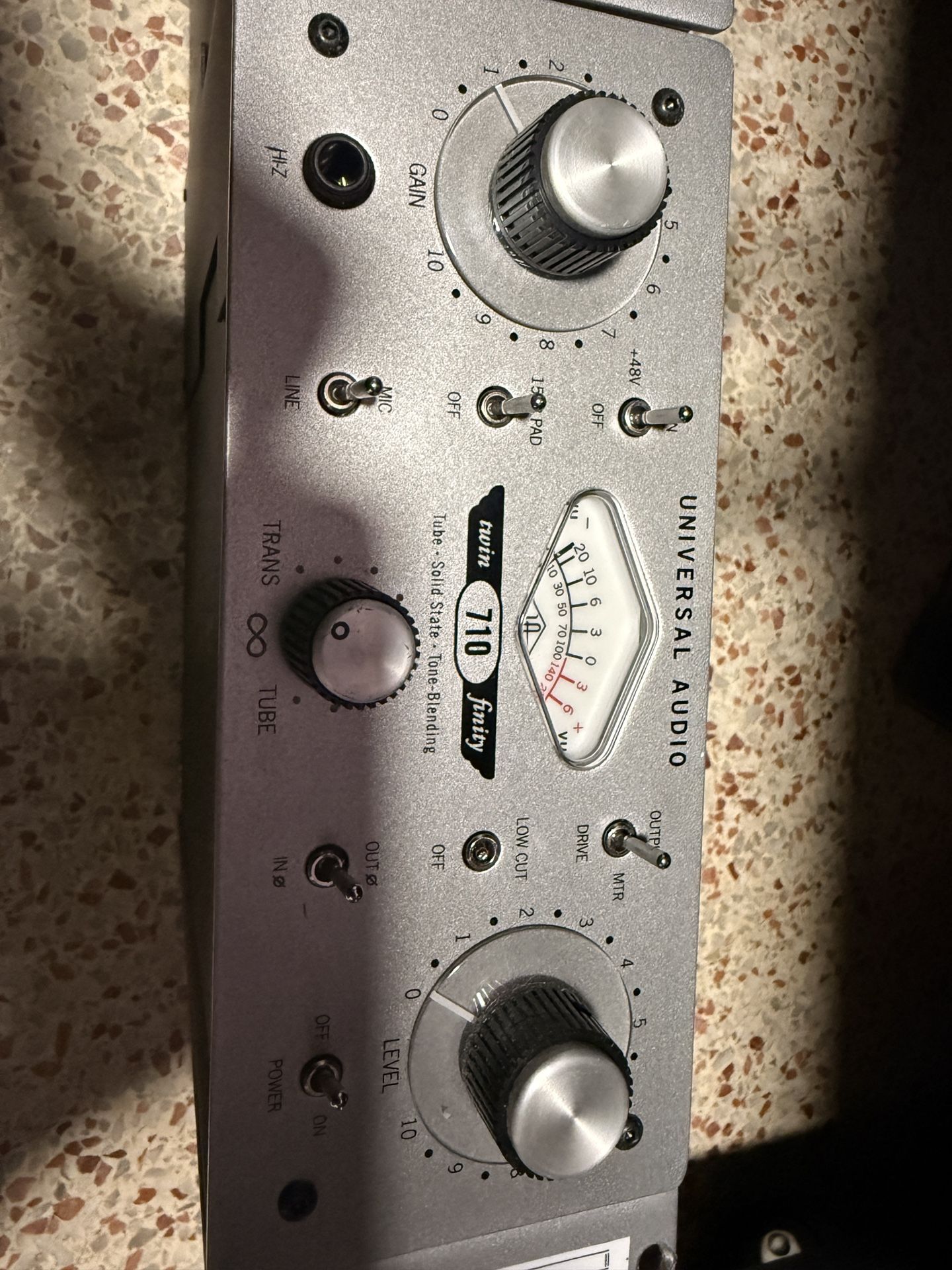 Universal Audio Finity 710 Pream