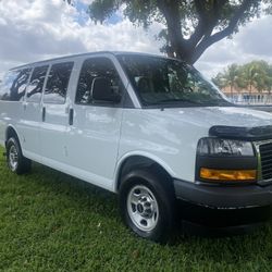 2018 GMC Savana