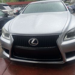 Lexus LS460