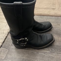 7 1/2 Boots
