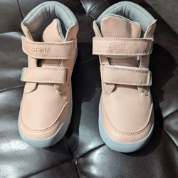 Girls Hiking Boots 