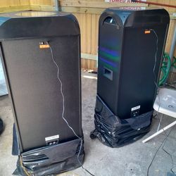 Pair of Speakers (Edison)