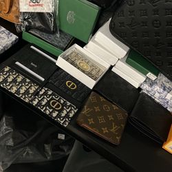 Cardholders & Cloth