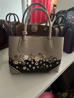Michael Kors Hand Bag
