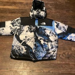 SUPREME X THE NORTH FACE PADDED JACKET