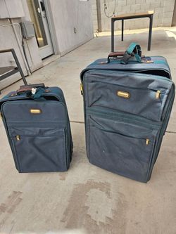 Suitcase set