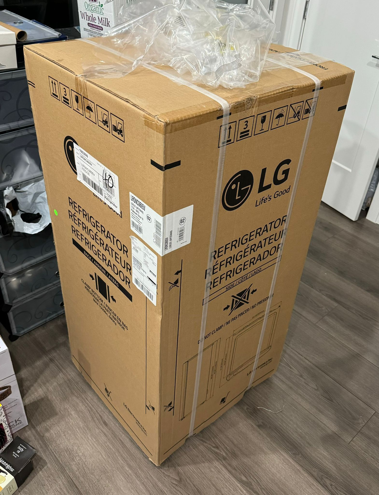 IN BOX, Unopened Refrigerator LG Brand New