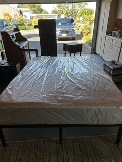 Queen Bed (Metal platform bed with mattress) - good condition
