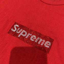 Red Supreme Tee Size m 