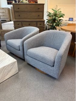 Accent chairs (set of 2)
