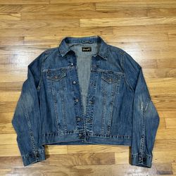 medium wash Vintage Wrangler denim jacket 