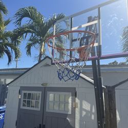 Basketball Hoop 