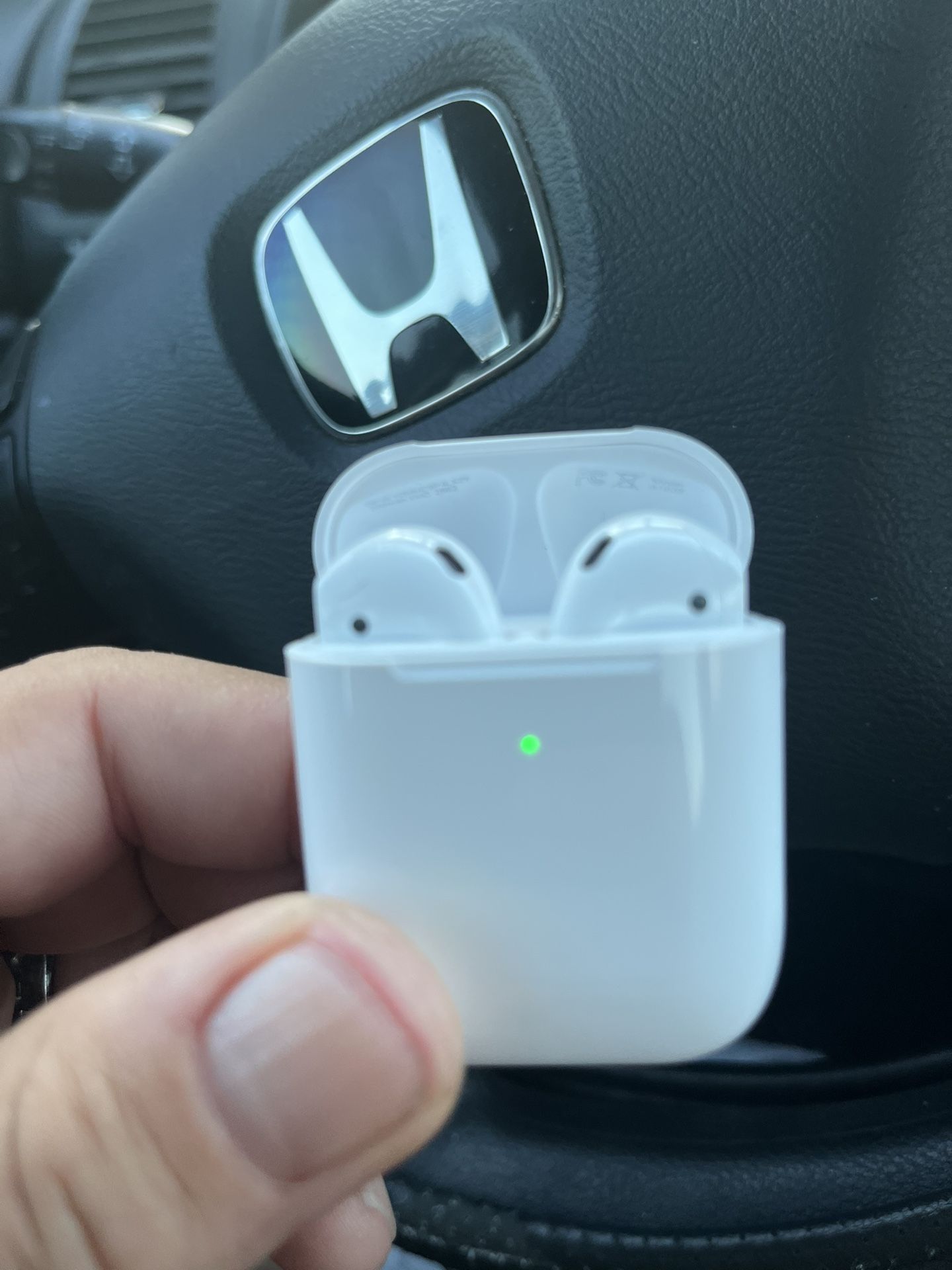 AirPods