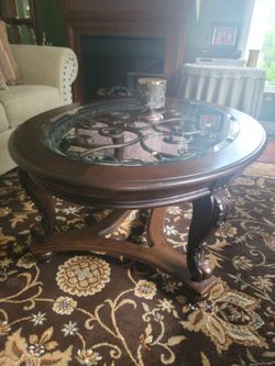 Gorgeous COFFEE TABLE