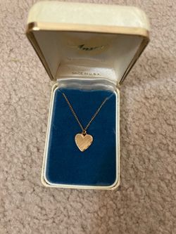 NEW 12 gold.  Filled necklace