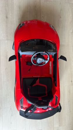 Licensed Lamborghini 12V Ride‑On Car with Remote – Like New