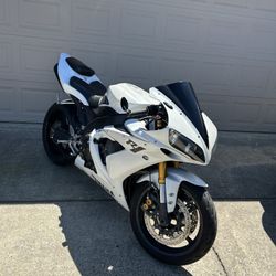 2006 Yamaha R1