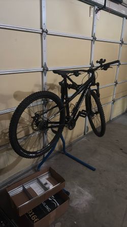 Cannondale Trail Eight mountain Bike