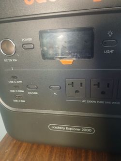 JackeryExplorer2000