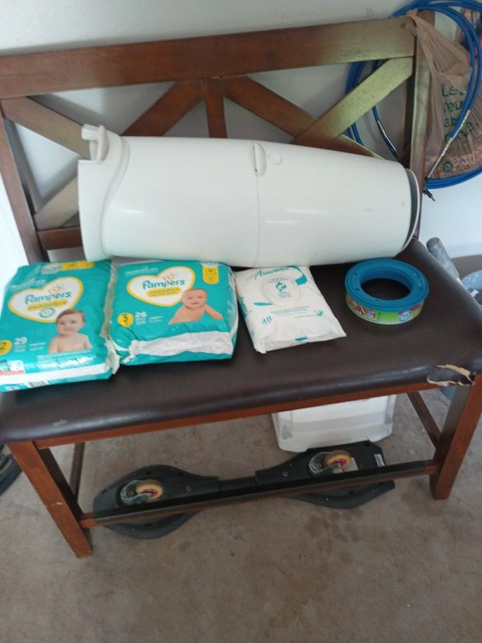 Diaper Genie Plus Diapers And Wipes