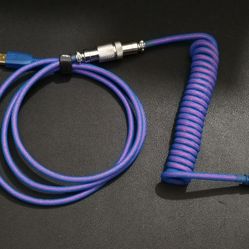 GLORIOUS Coiled Keyboard Cable – Coiled USB C Cable

