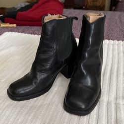 Designer Boots Charles David