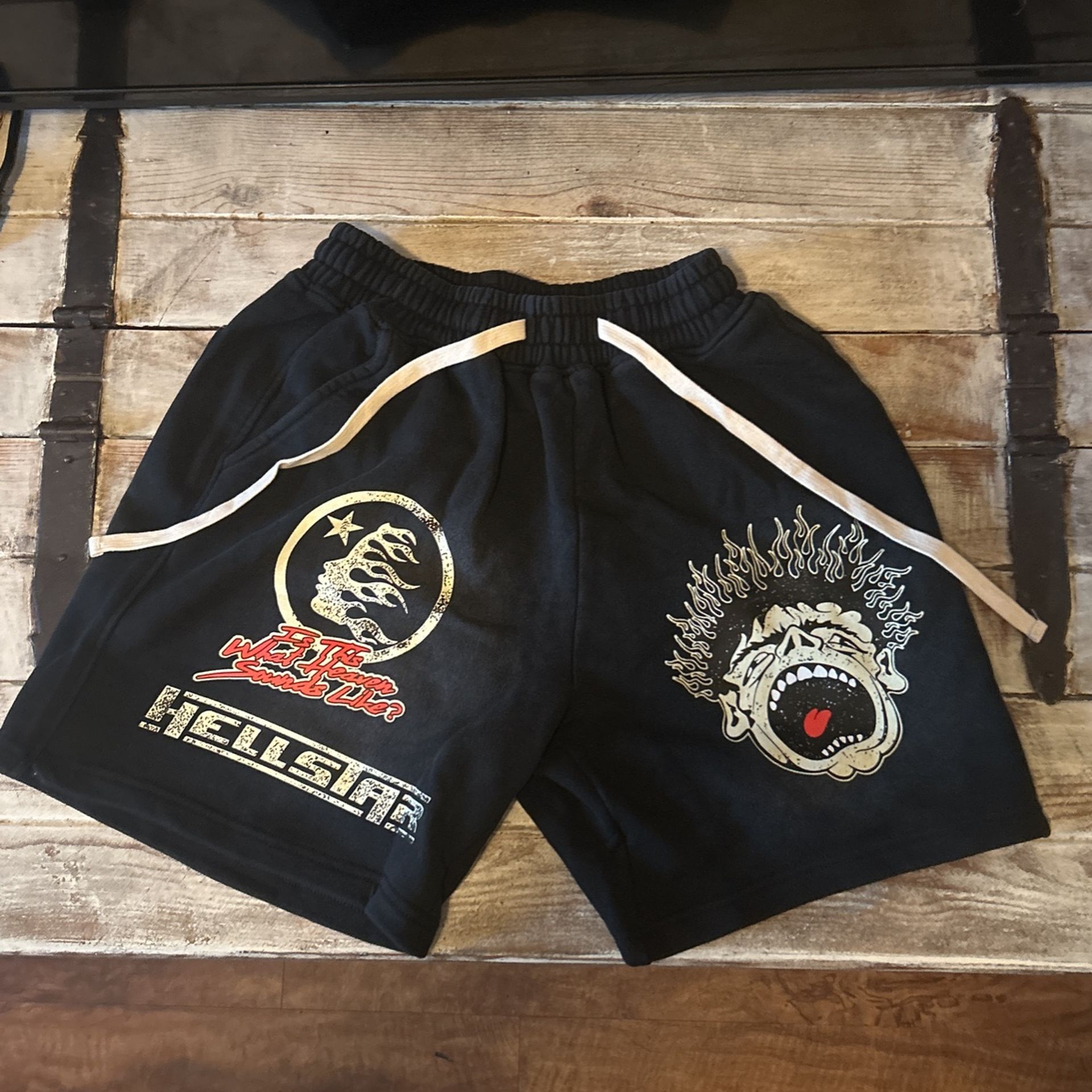 Black Hell Star Shorts