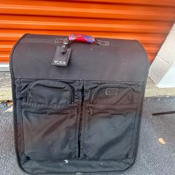 TUMI Wheeled Rolling Bi-Fold Garment Bag - Luggage Travel
