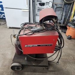 SNAP-ON FM-140A MIG WELDER 140 AMP SN 1000