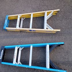 Werner4 ft.​ Fiberglass Step Ladder