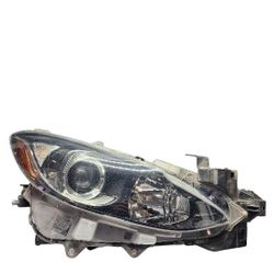 2014 To 2016 Mazda 3 Right Headlight Passenger