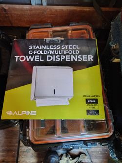 Towel dispenser