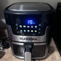SUODOKA Digital Air Fryer – Touchscreen, Multiple Presets, Works Great
