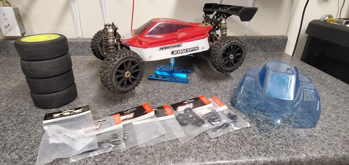 Team Losi 8ight w/ Castle Creations System & Extras