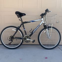 Diamondback Outlook Mountain Bike