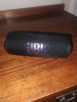 JBL Portable Bluetooth speaker flip 7