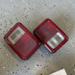 Jeep jk Oem Tail Lights