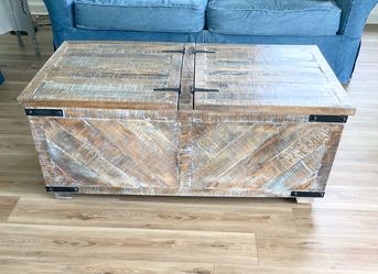 Rustic Mango Wood Trunk Coffee Table with Storage