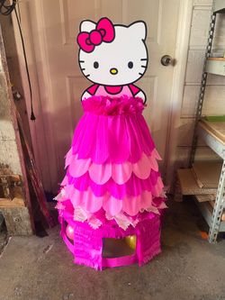 Hello Kitty Dress Style Pinata