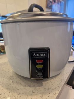 Aroma rice cooker like new