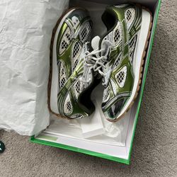 Bottega Veneta Orbit Sneakers